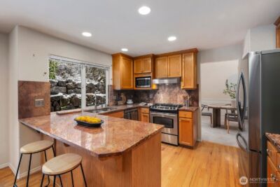 8218 126th Place SE, Newcastle, WA 98056 - Photo 10