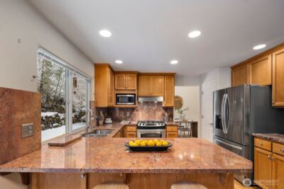 8218 126th Place SE, Newcastle, WA 98056 - Photo 11