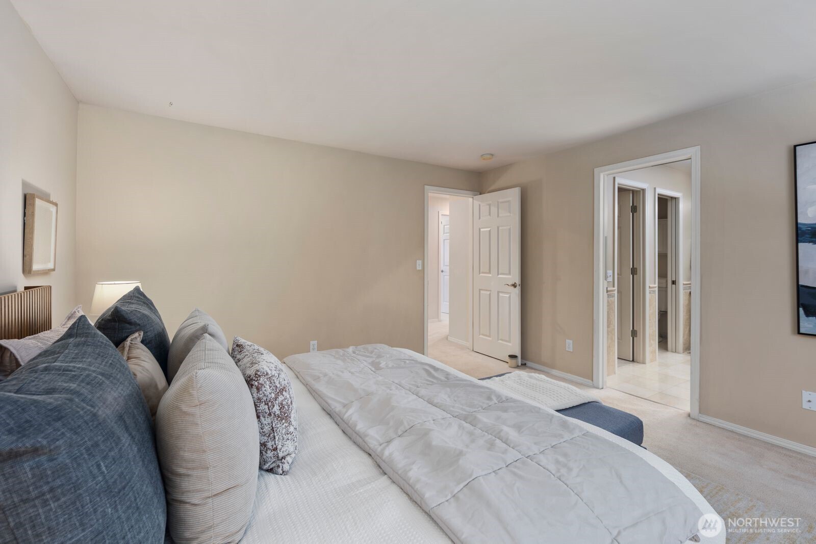 8218 126th Place SE, Newcastle, WA 98056