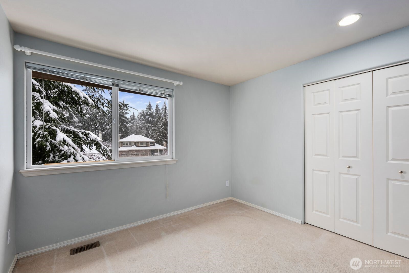 8218 126th Place SE, Newcastle, WA 98056