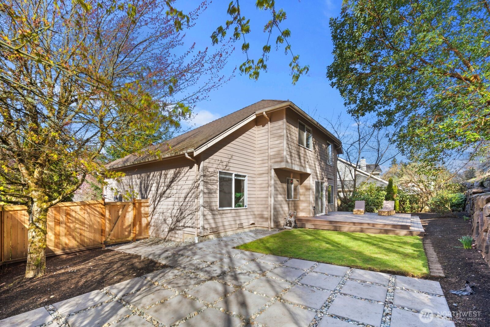 8218 126th Place SE, Newcastle, WA 98056