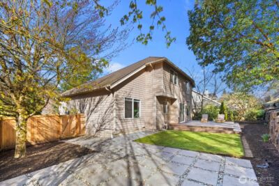 8218 126th Place SE, Newcastle, WA 98056 - Photo 35