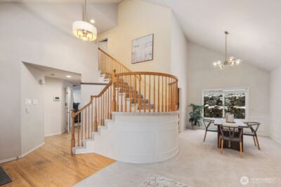 8218 126th Place SE, Newcastle, WA 98056 - Photo 4