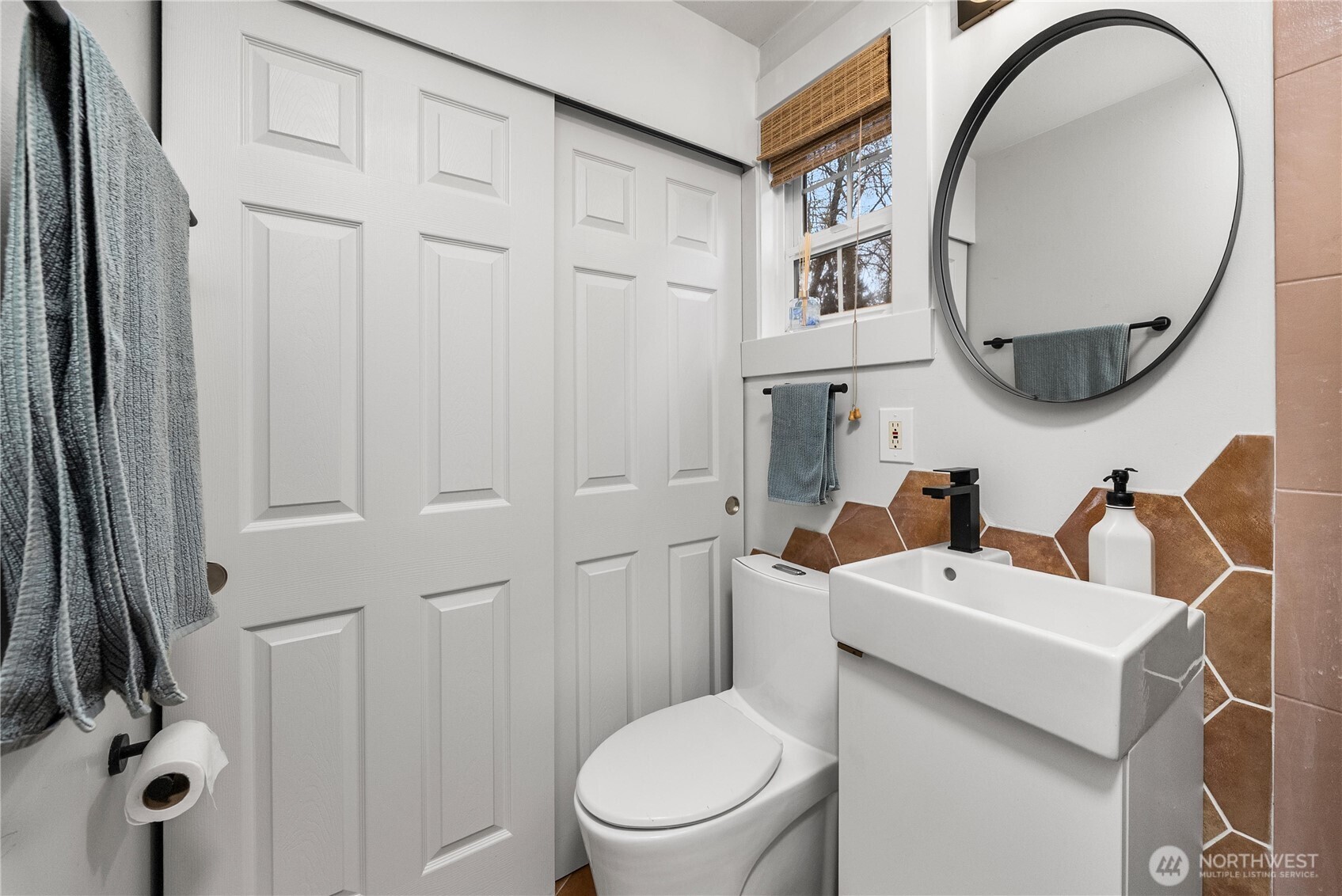 26510 SE 172nd Street , Issaquah, WA 98027