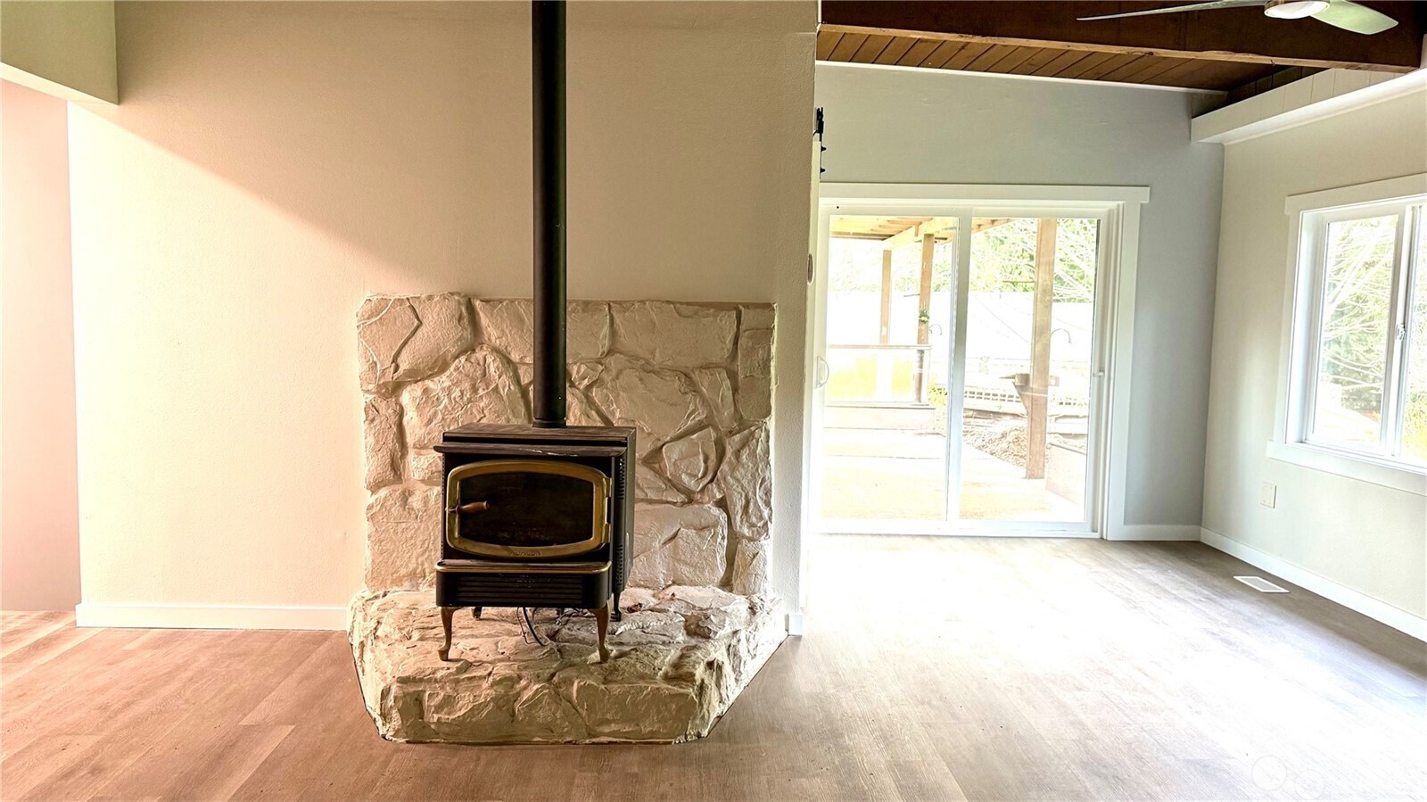 13676 197th Avenue SE, Renton, WA 98059