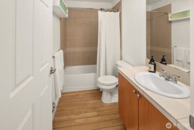 621 5 Avenue N #301, Seattle, WA 98109 - Photo 14