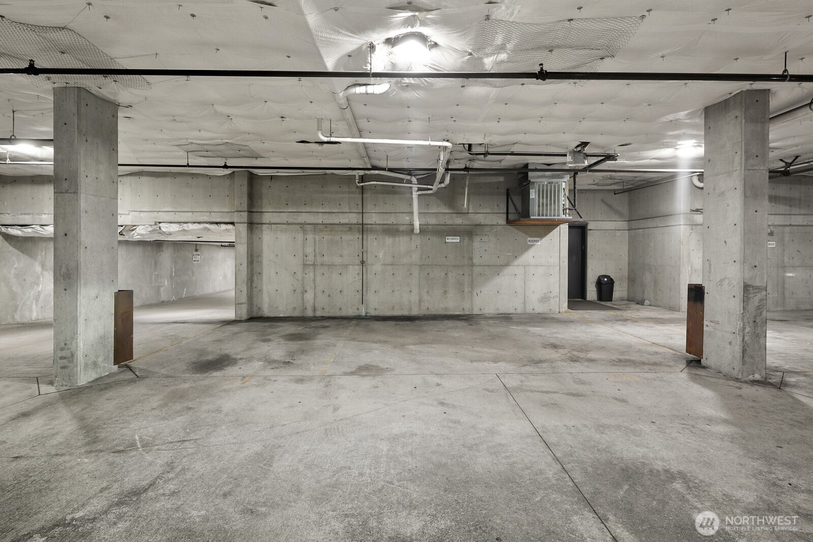 621 5 Avenue N #301, Seattle, WA 98109