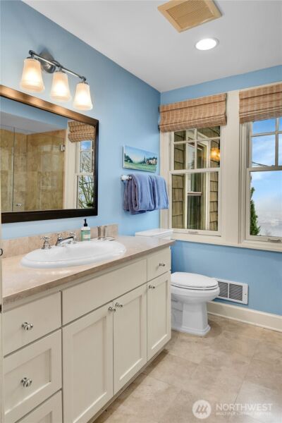 406 Galer Street , Seattle, WA 98109 - Photo 22