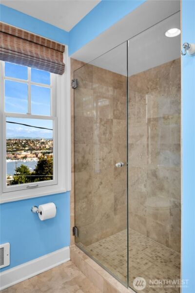 406 Galer Street , Seattle, WA 98109 - Photo 23