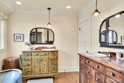 406 Galer Street , Seattle, WA 98109 - Photo 31