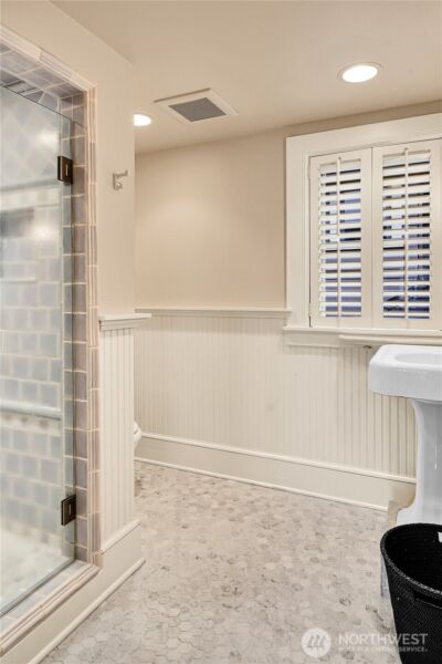 406 Galer Street , Seattle, WA 98109 - Photo 33