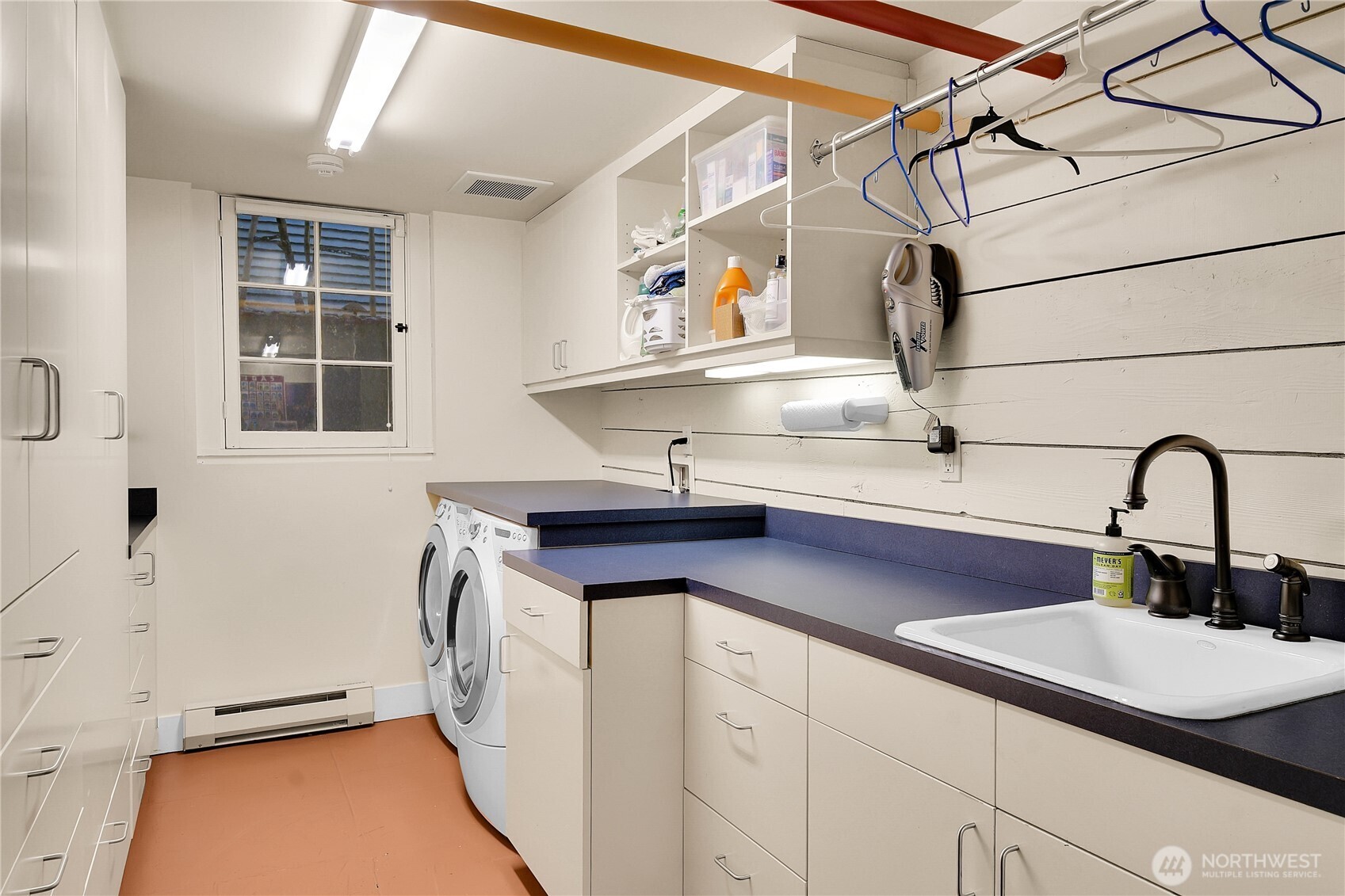 406 Galer Street , Seattle, WA 98109