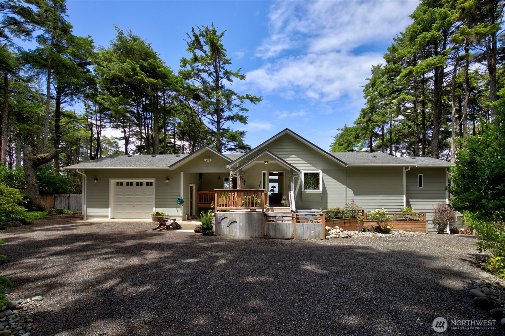 16 Koala Lane , Pacific Beach, WA 98571