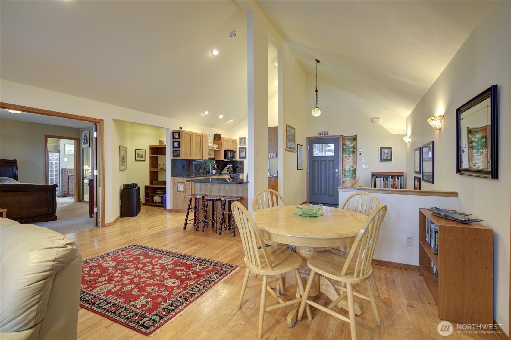 16 Koala Lane , Pacific Beach, WA 98571
