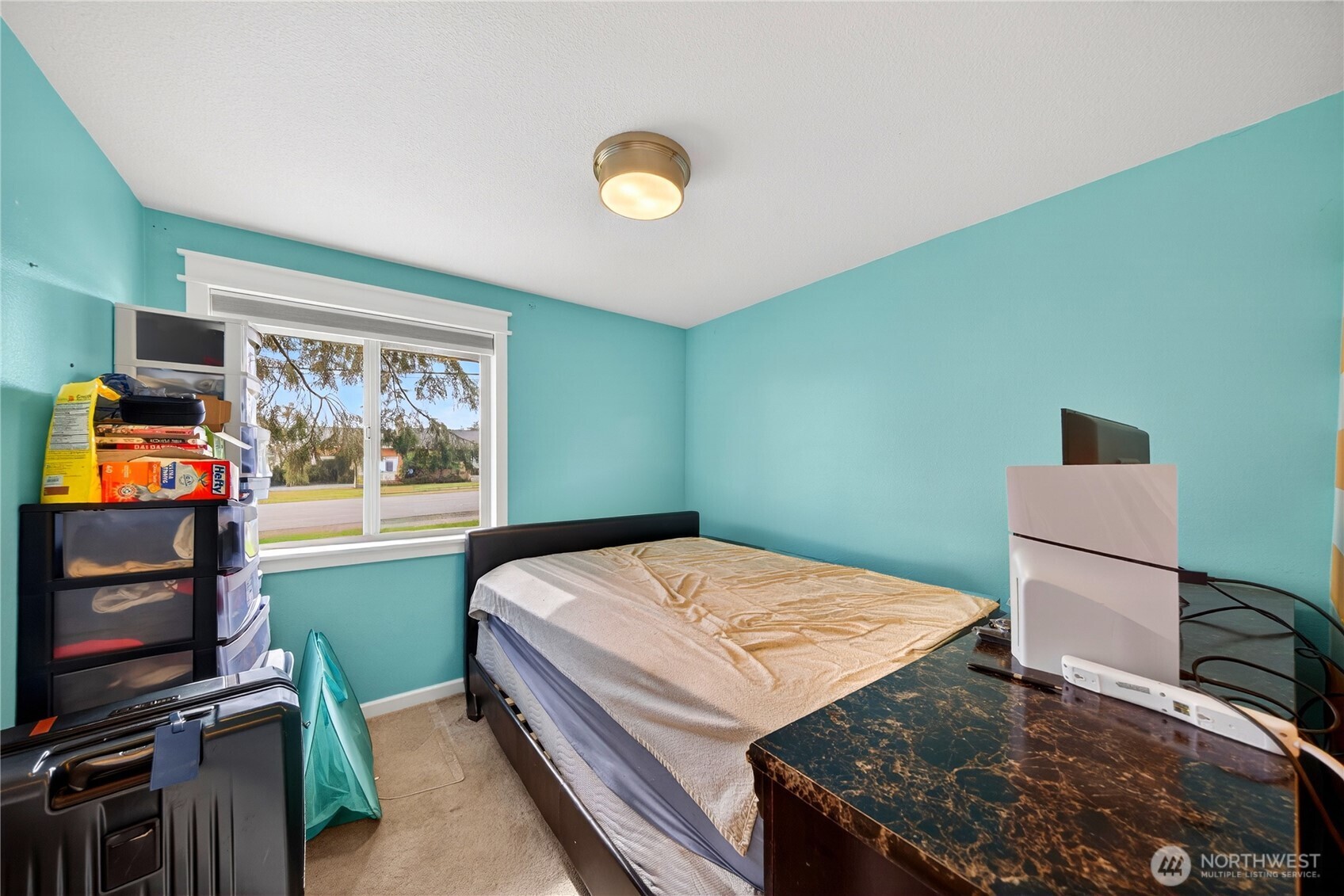 580 SW 3rd Avenue , Oak Harbor, WA 98277-5111