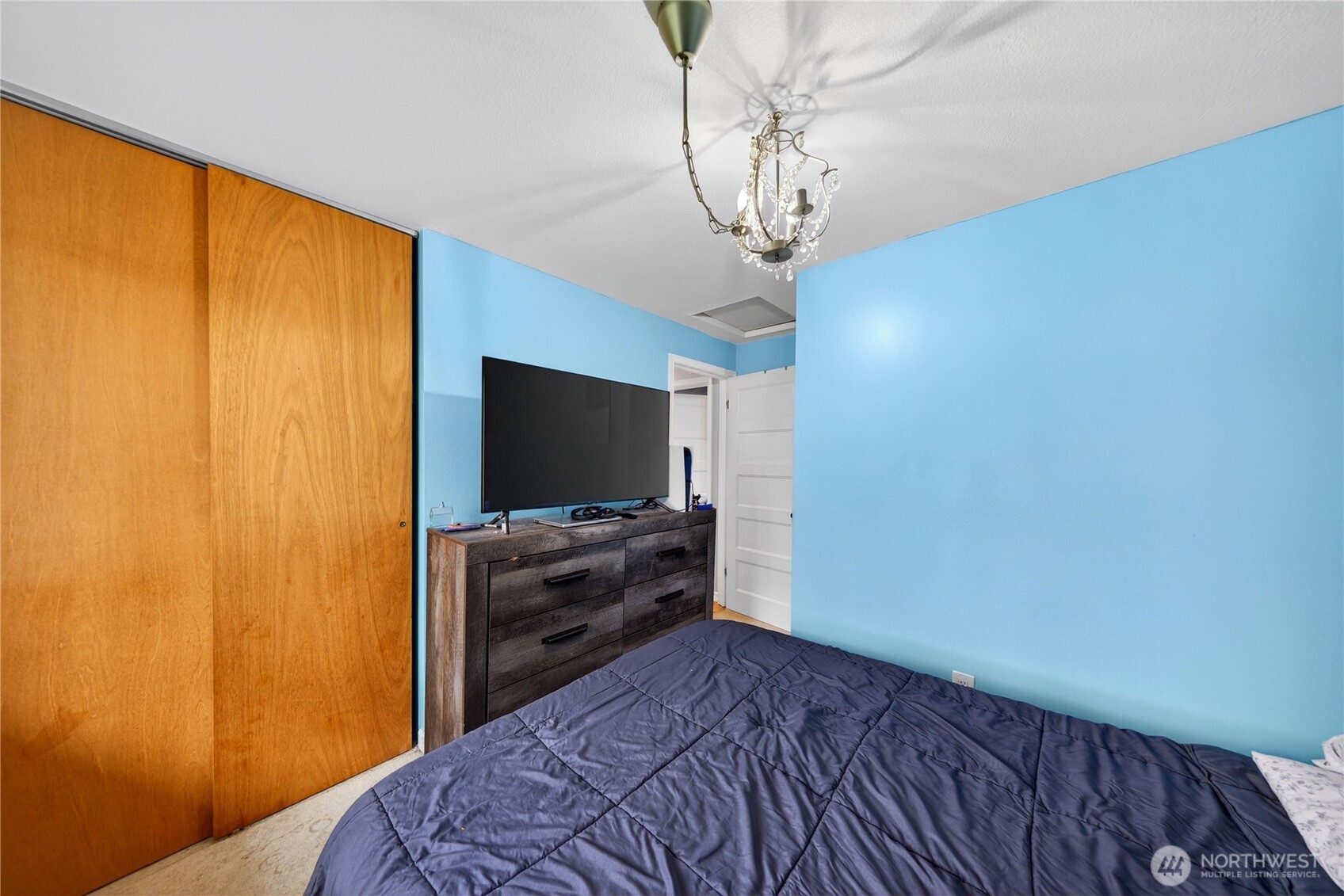 580 SW 3rd Avenue , Oak Harbor, WA 98277-5111