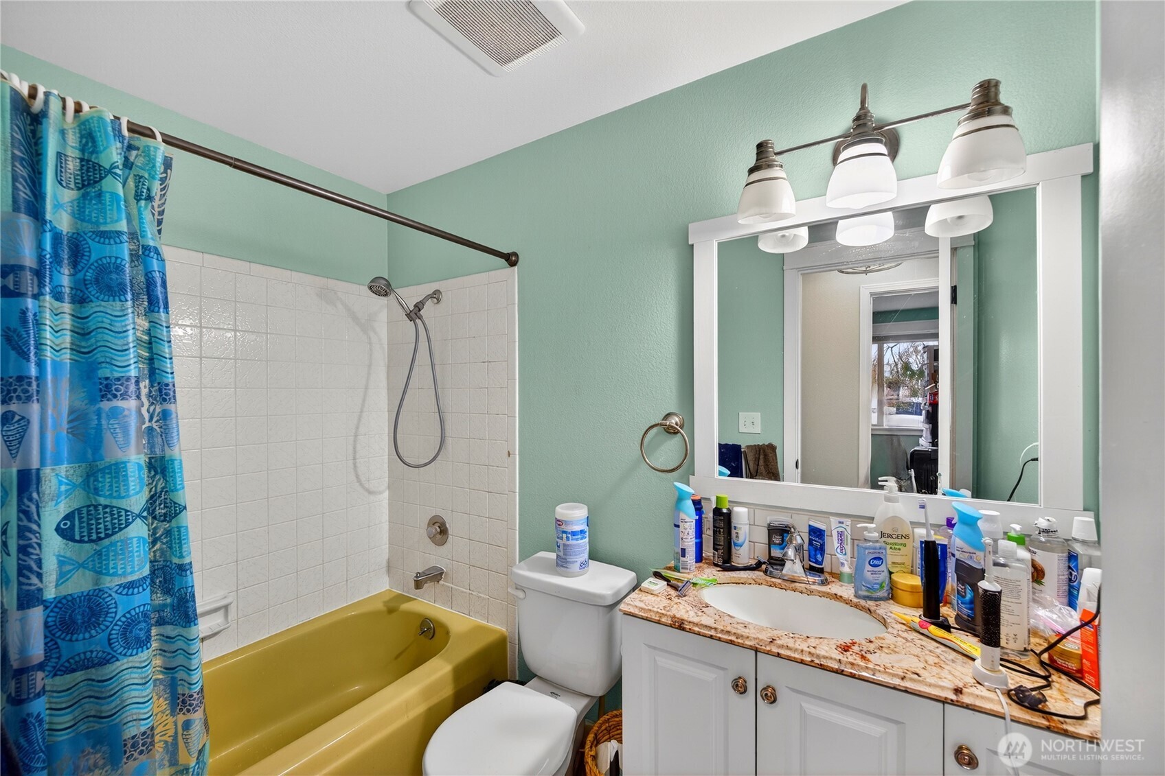 580 SW 3rd Avenue , Oak Harbor, WA 98277-5111