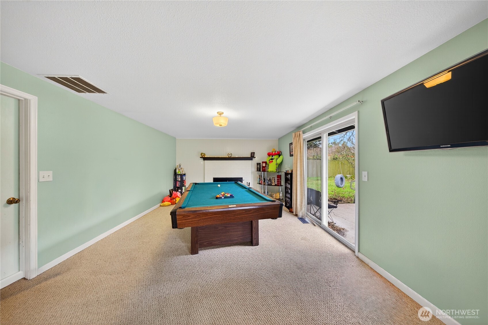 580 SW 3rd Avenue , Oak Harbor, WA 98277-5111