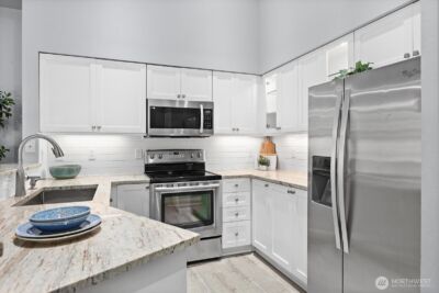16125 Juanita Woodinville Way NE #403, Bothell, WA 98011 - Photo 5