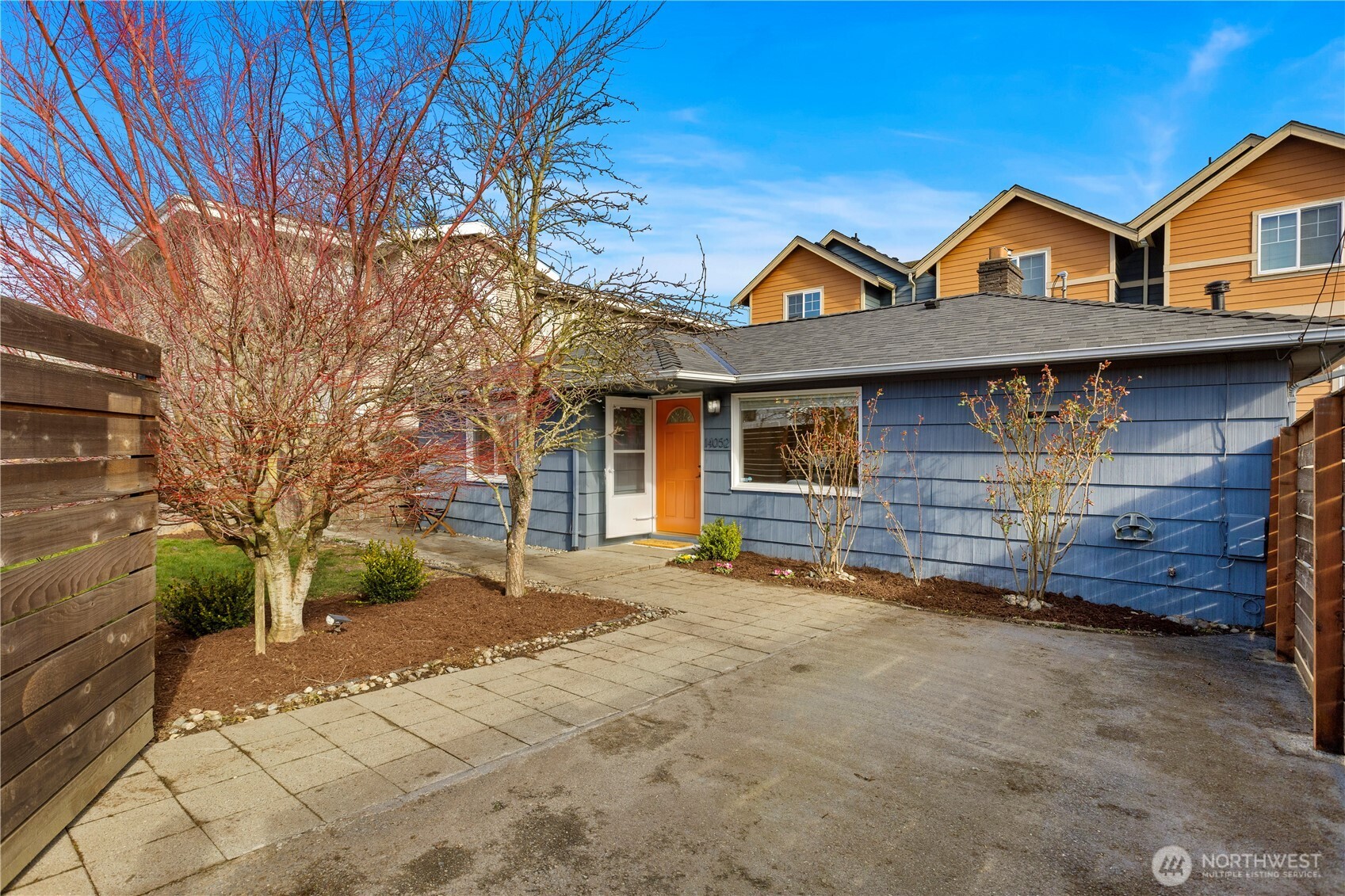 14052 Midvale Avenue N, Seattle, WA 98133