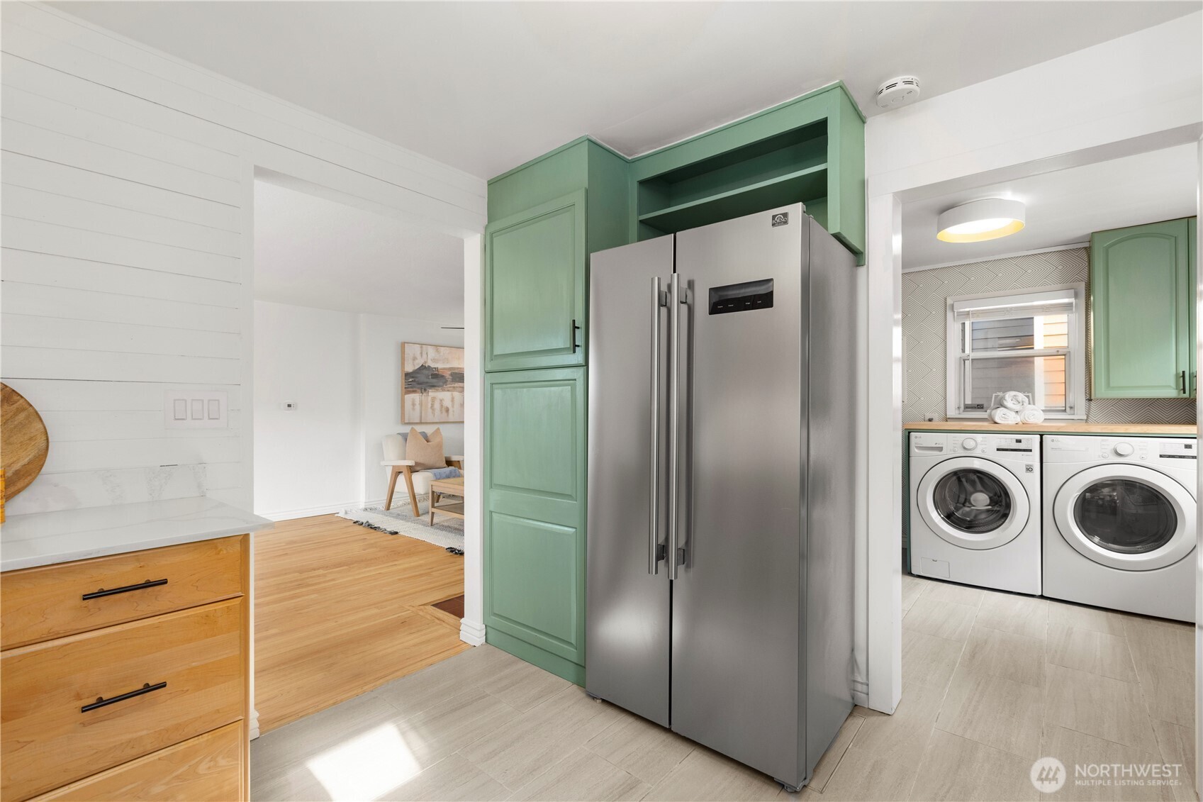 14052 Midvale Avenue N, Seattle, WA 98133