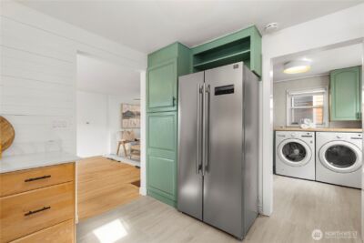 14052 Midvale Avenue N, Seattle, WA 98133 - Photo 23