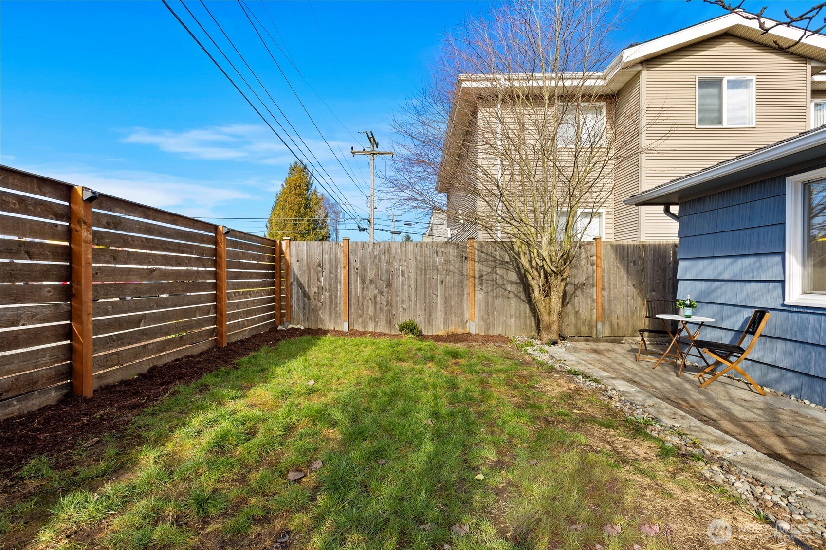 14052 Midvale Avenue N, Seattle, WA 98133