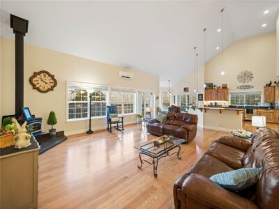 12811 Kapowsin Highlands Drive E, Graham, WA 98338 - Photo 11