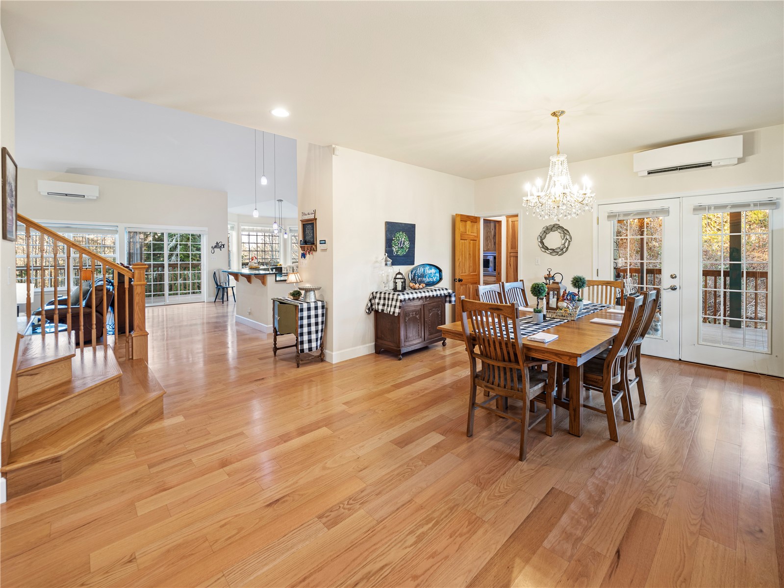 12811 Kapowsin Highlands Drive E, Graham, WA 98338