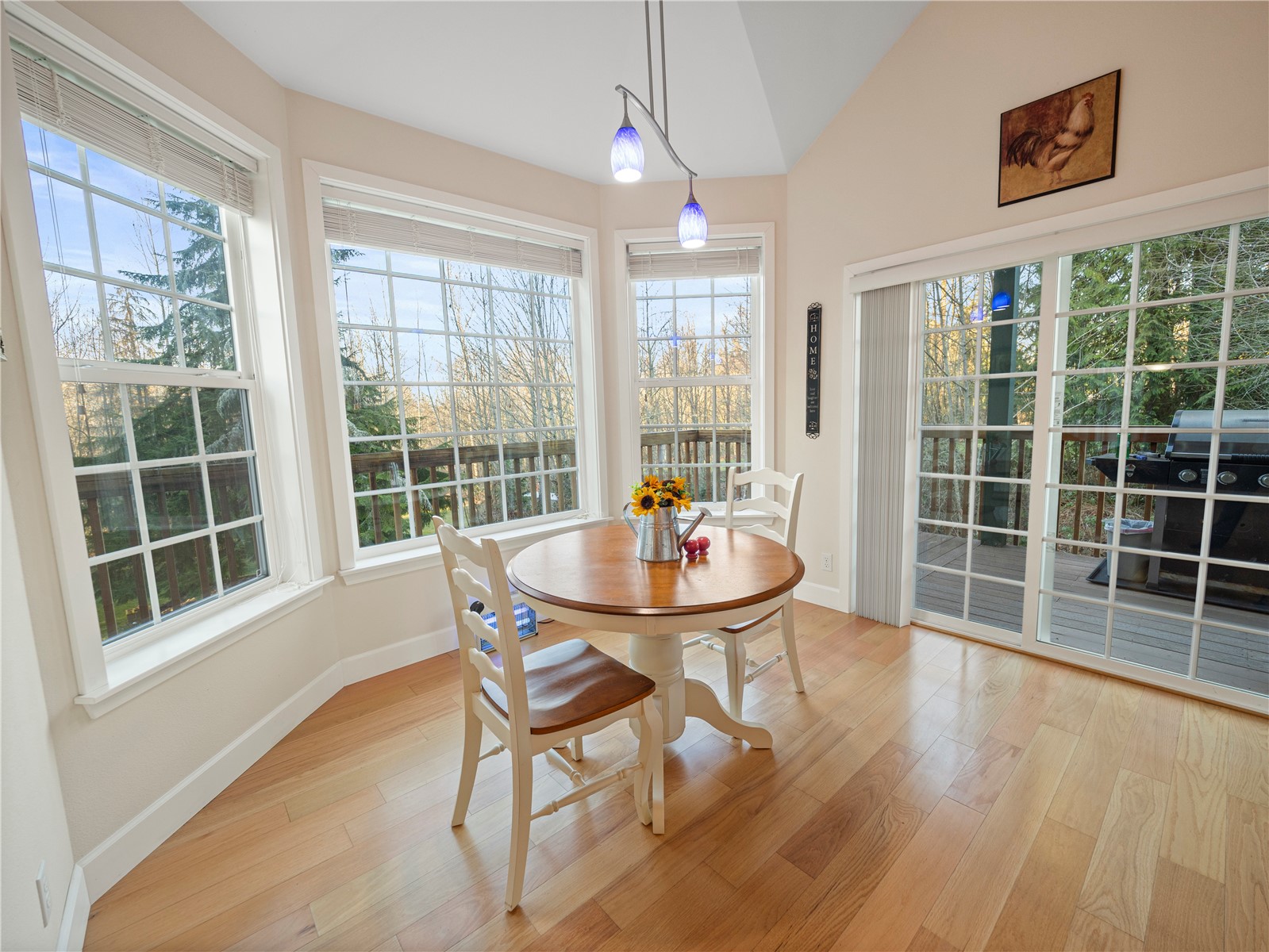 12811 Kapowsin Highlands Drive E, Graham, WA 98338