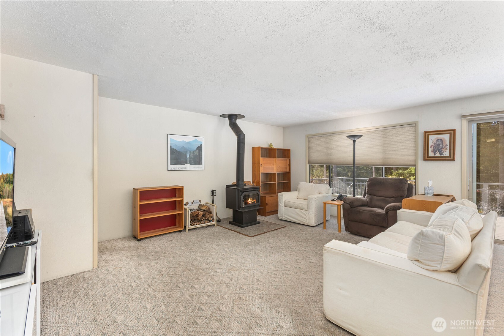 350 Olympic Drive E, Grapeview, WA 98546