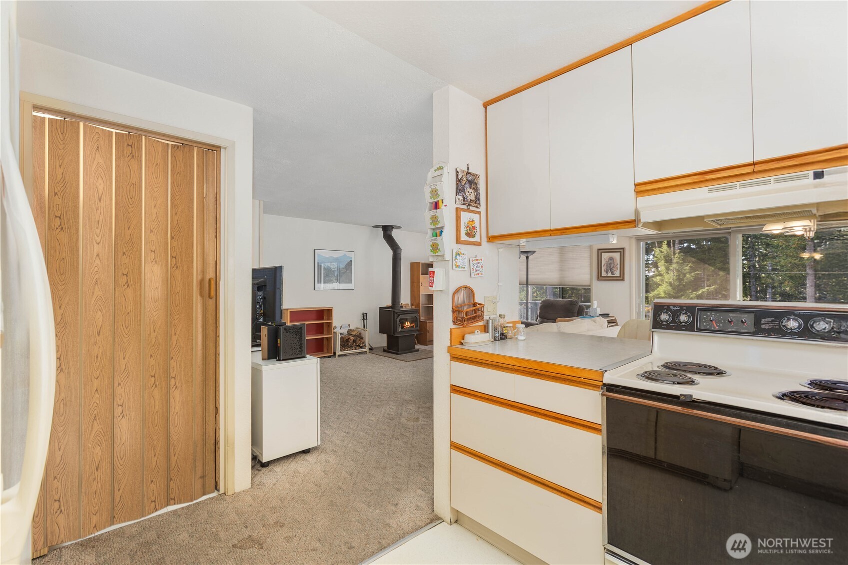 350 Olympic Drive E, Grapeview, WA 98546