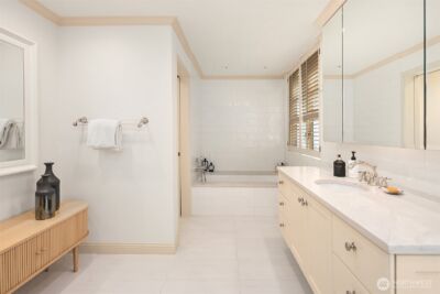 453 McGilvra Boulevard E, Seattle, WA 98112 - Photo 17