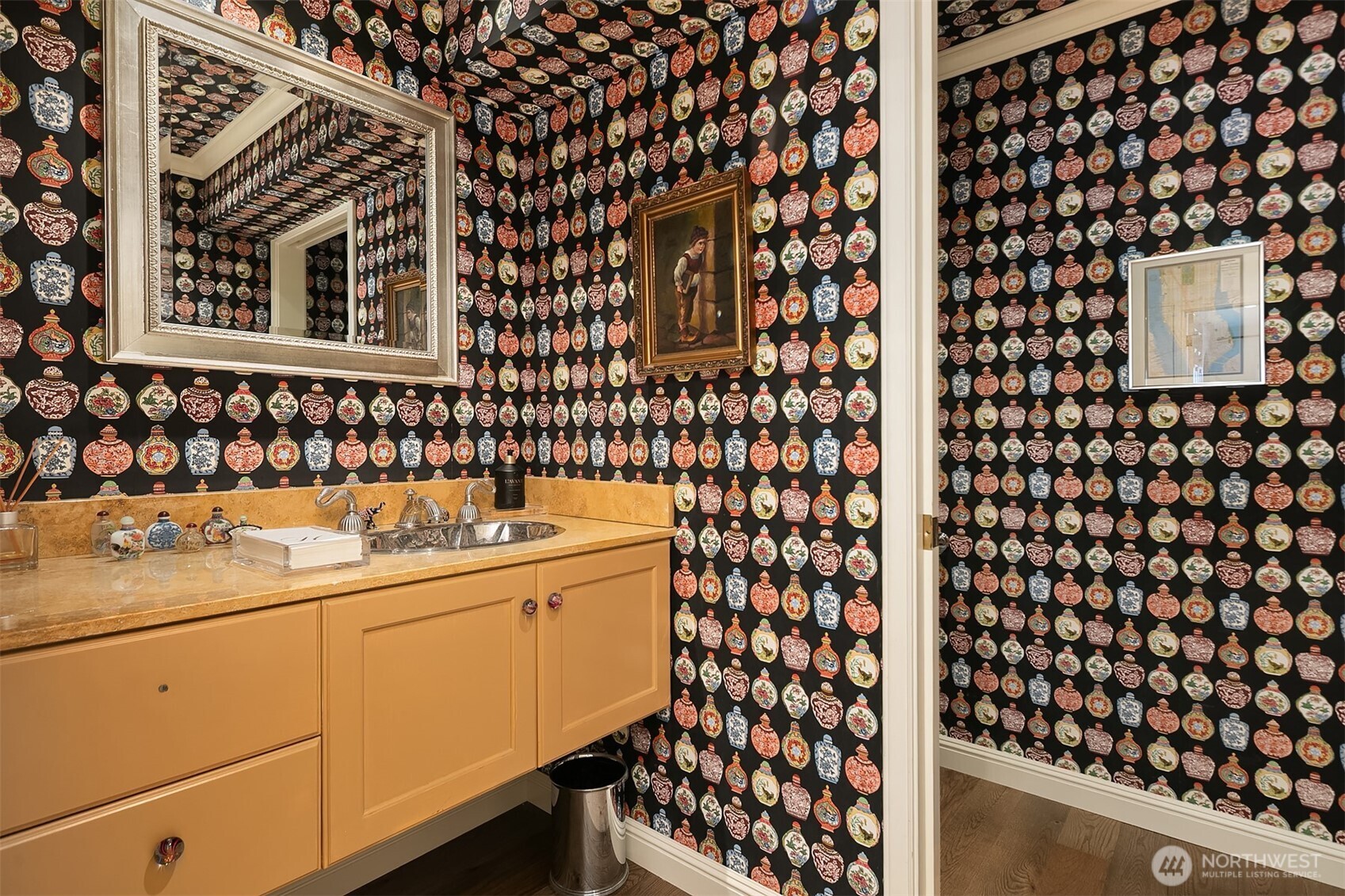 453 McGilvra Boulevard E, Seattle, WA 98112