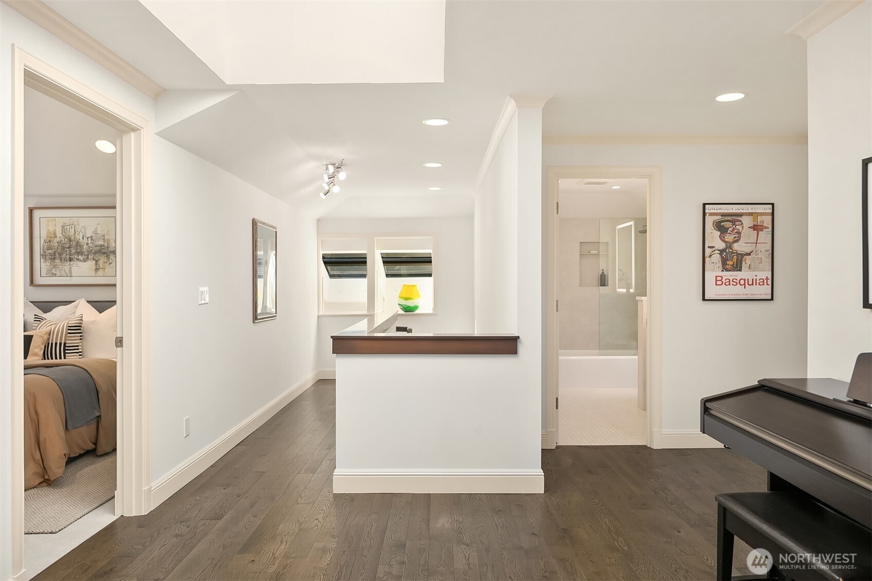 453 McGilvra Boulevard E, Seattle, WA 98112