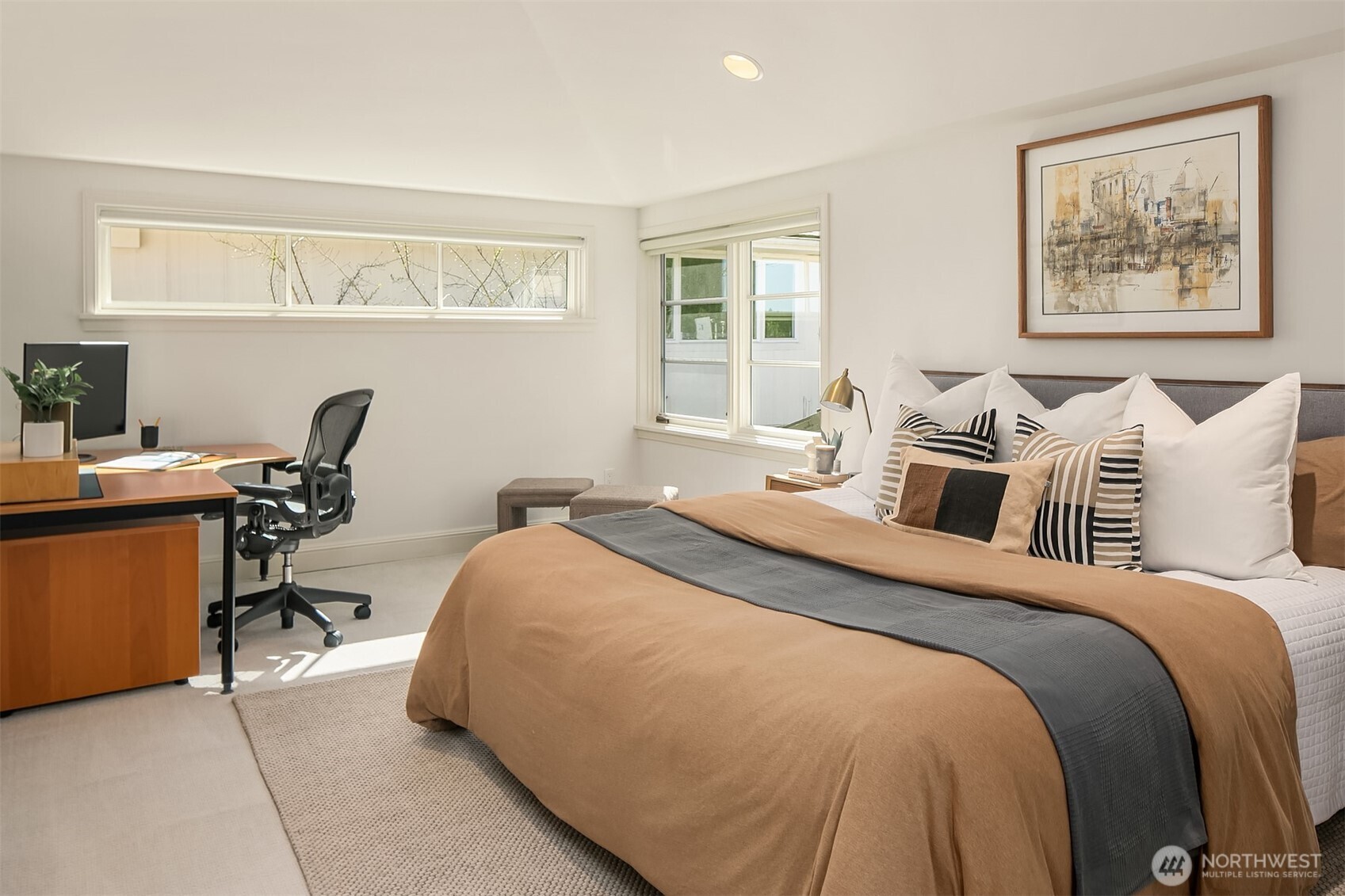 453 McGilvra Boulevard E, Seattle, WA 98112