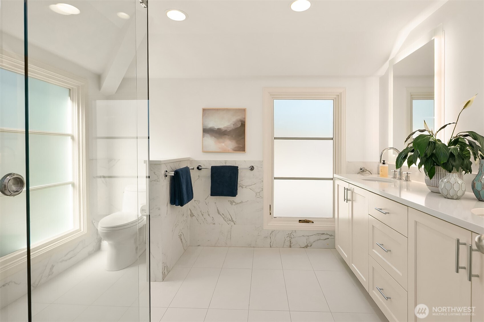 453 McGilvra Boulevard E, Seattle, WA 98112