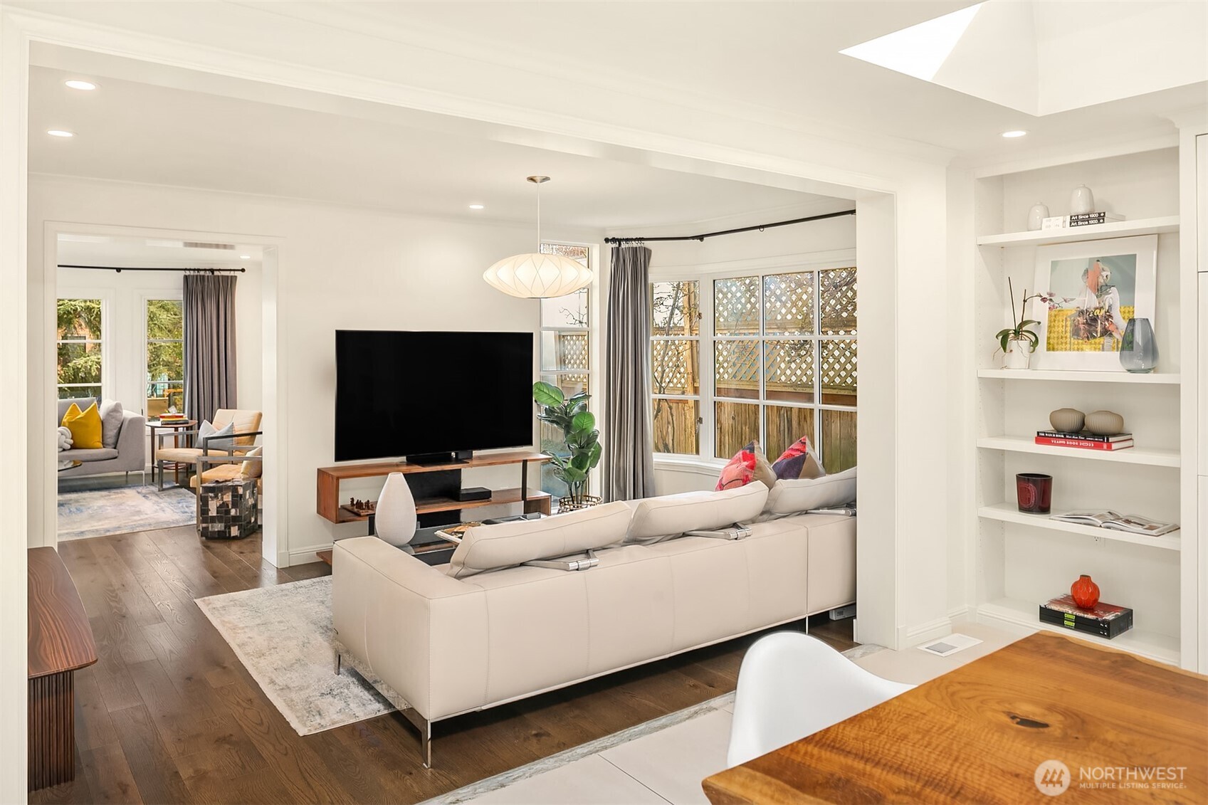 453 McGilvra Boulevard E, Seattle, WA 98112