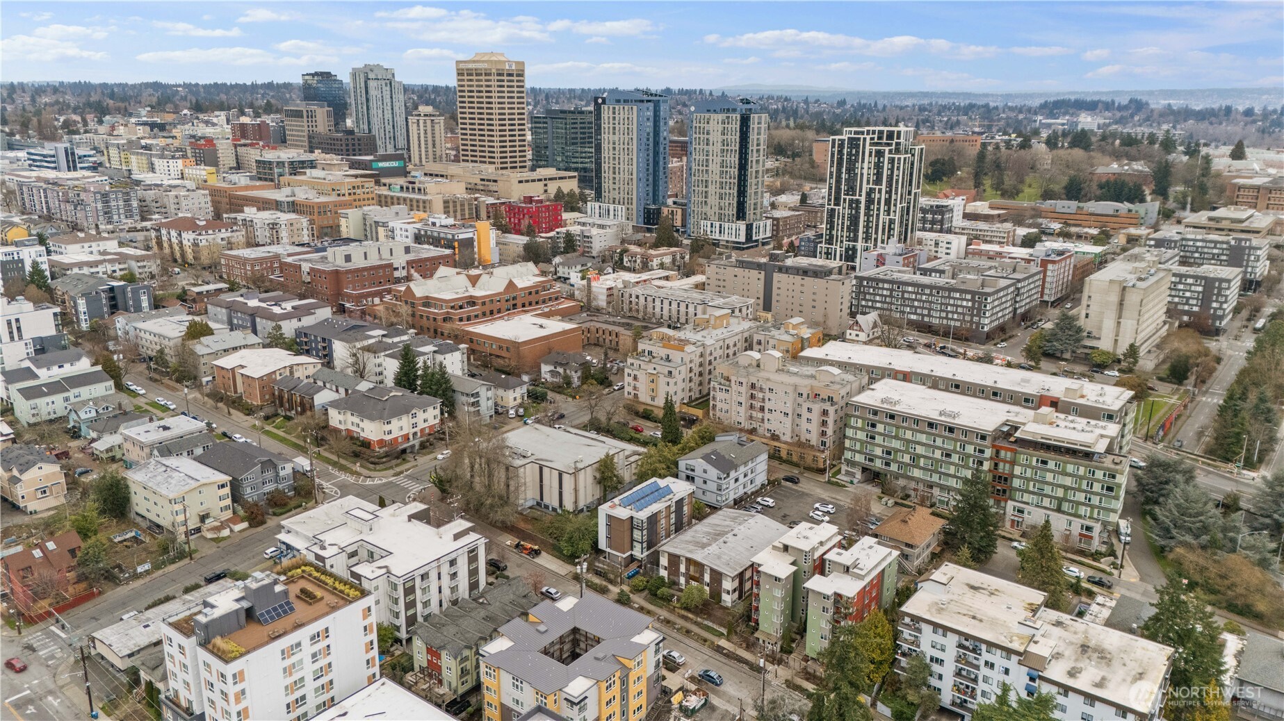 4046 8th Avenue NE, Seattle, WA 98105