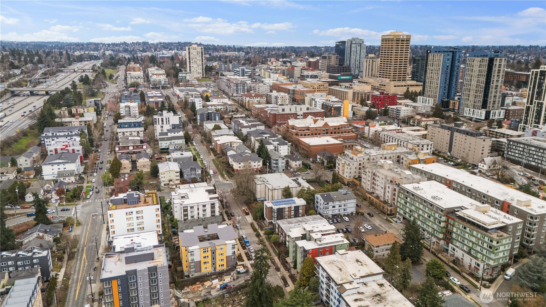 4046 8th Avenue NE, Seattle, WA 98105