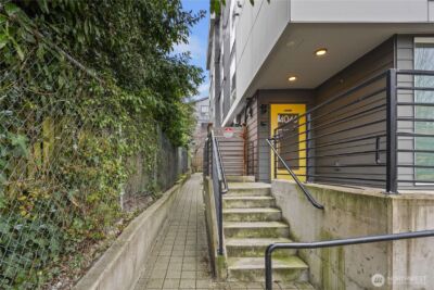 4046 8th Avenue NE, Seattle, WA 98105 - Photo 10