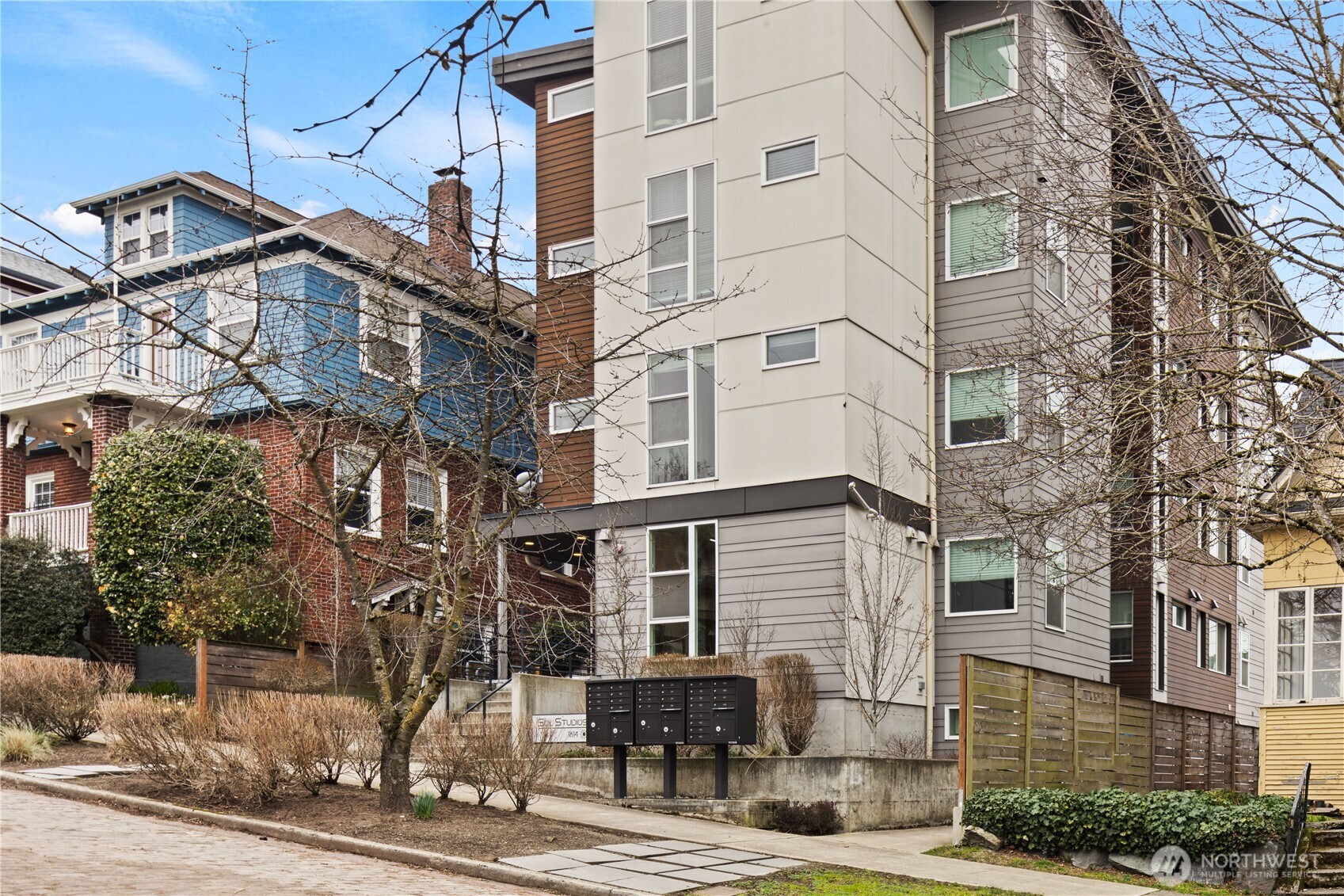 1814 E John Street , Seattle, WA 98112