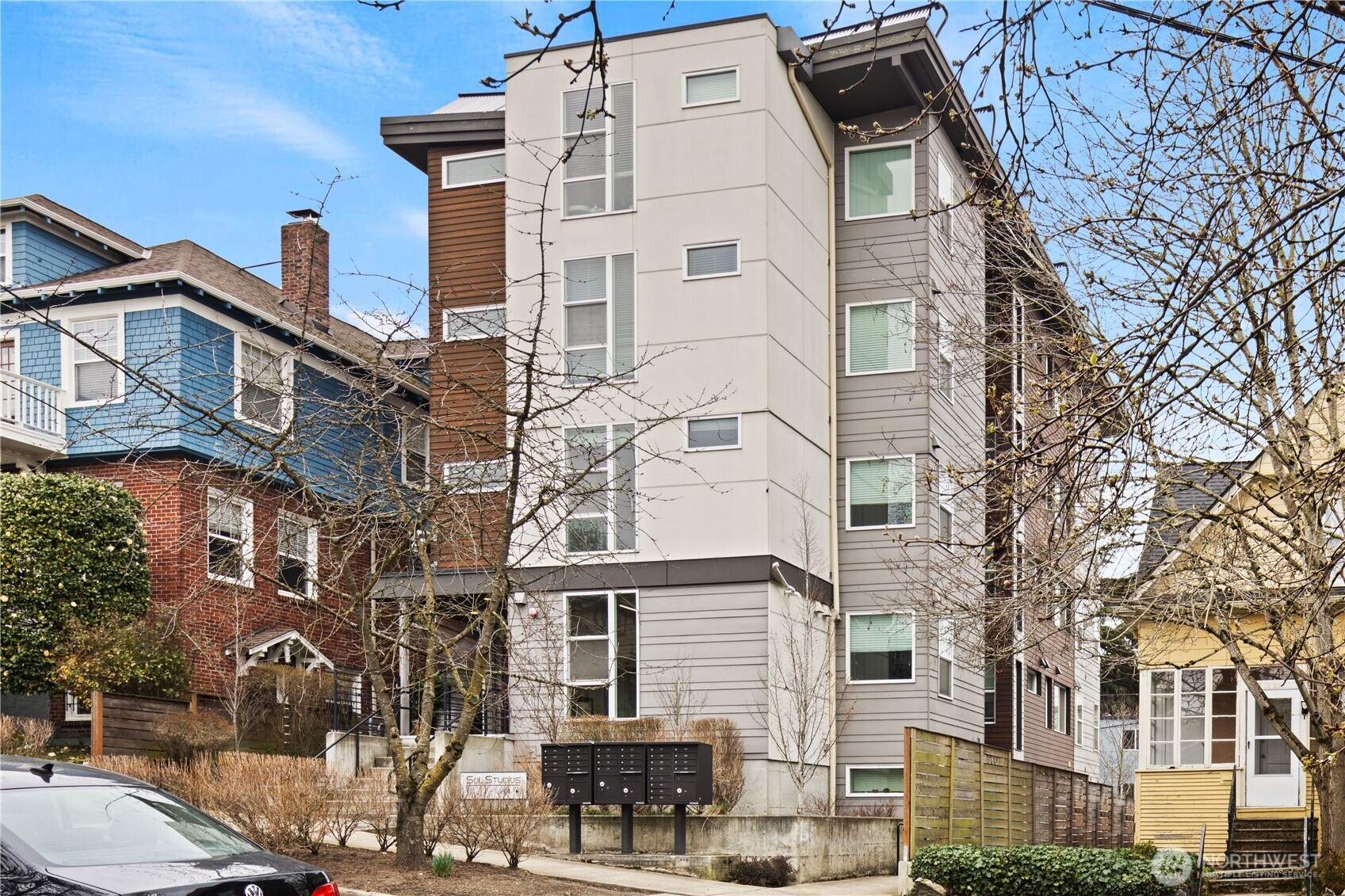 1814 E John Street , Seattle, WA 98112