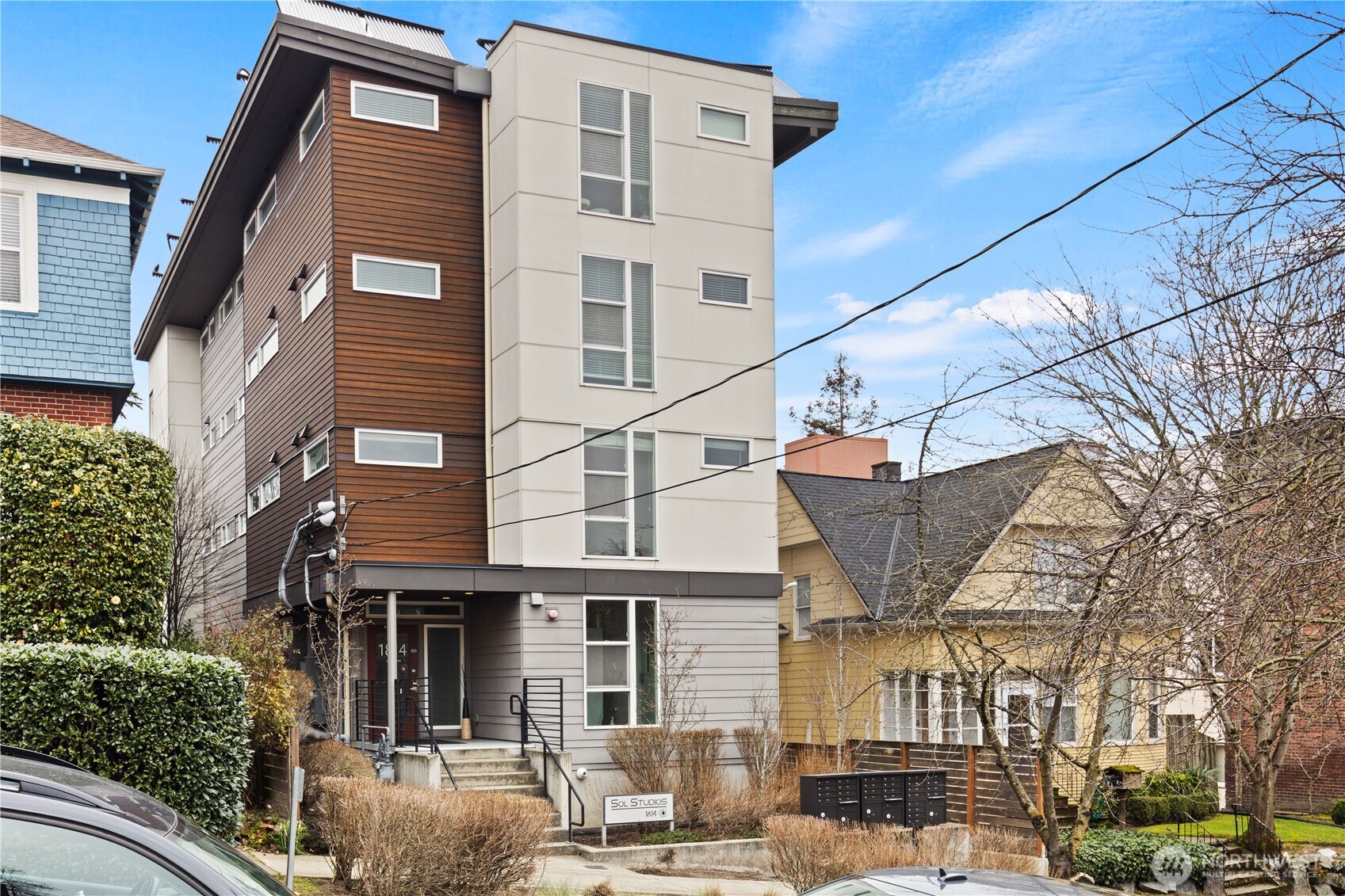 1814 E John Street , Seattle, WA 98112