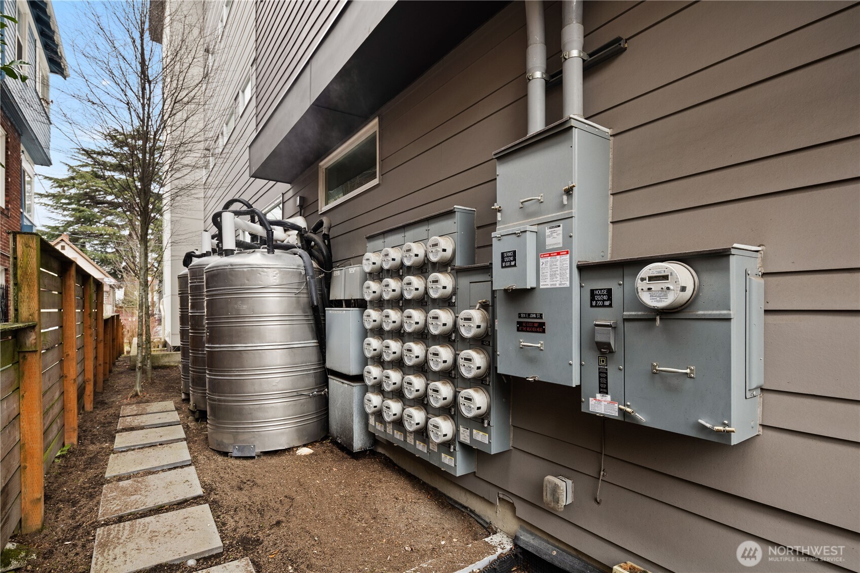 1814 E John Street , Seattle, WA 98112