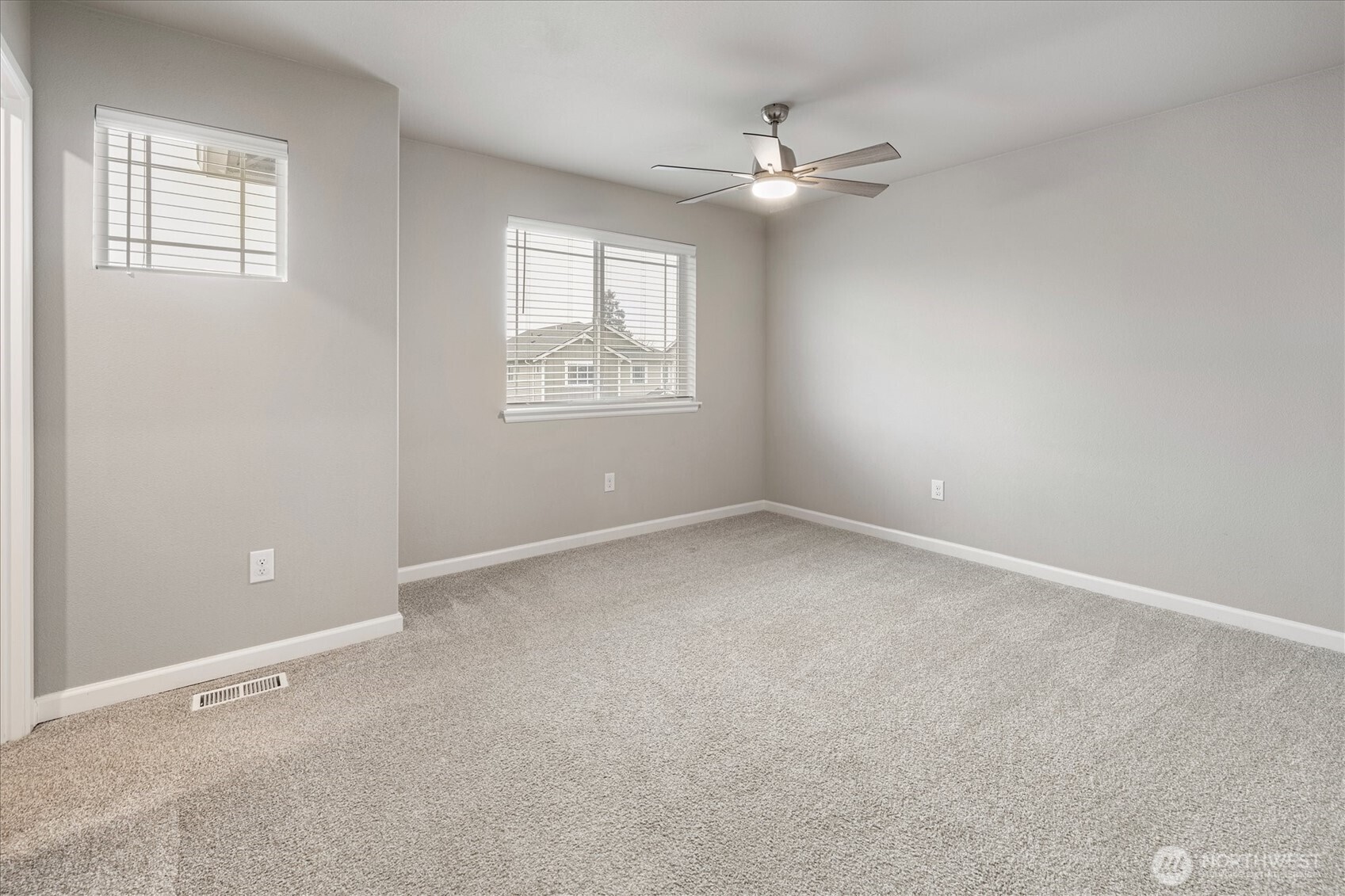 25620 204th Place SE, Covington, WA 98042