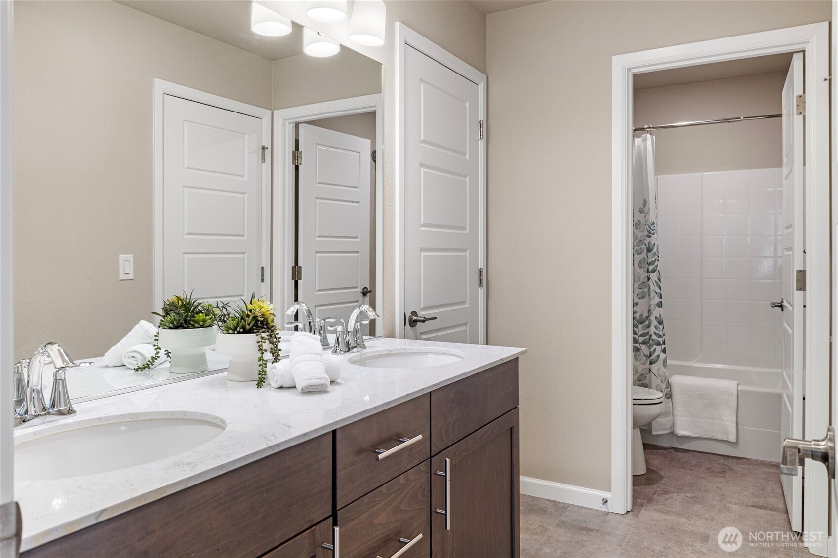 25620 204th Place SE, Covington, WA 98042