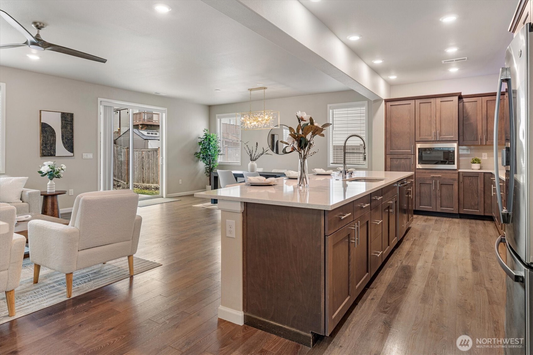 25620 204th Place SE, Covington, WA 98042