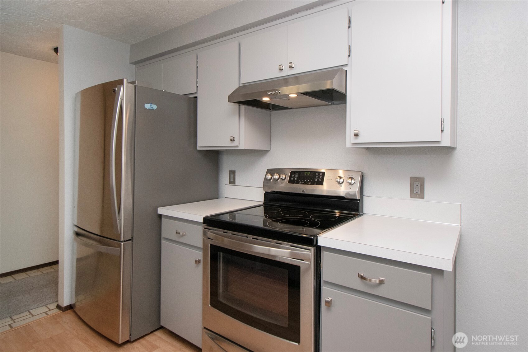 830 N Canterbury Court , Sequim, WA 98382