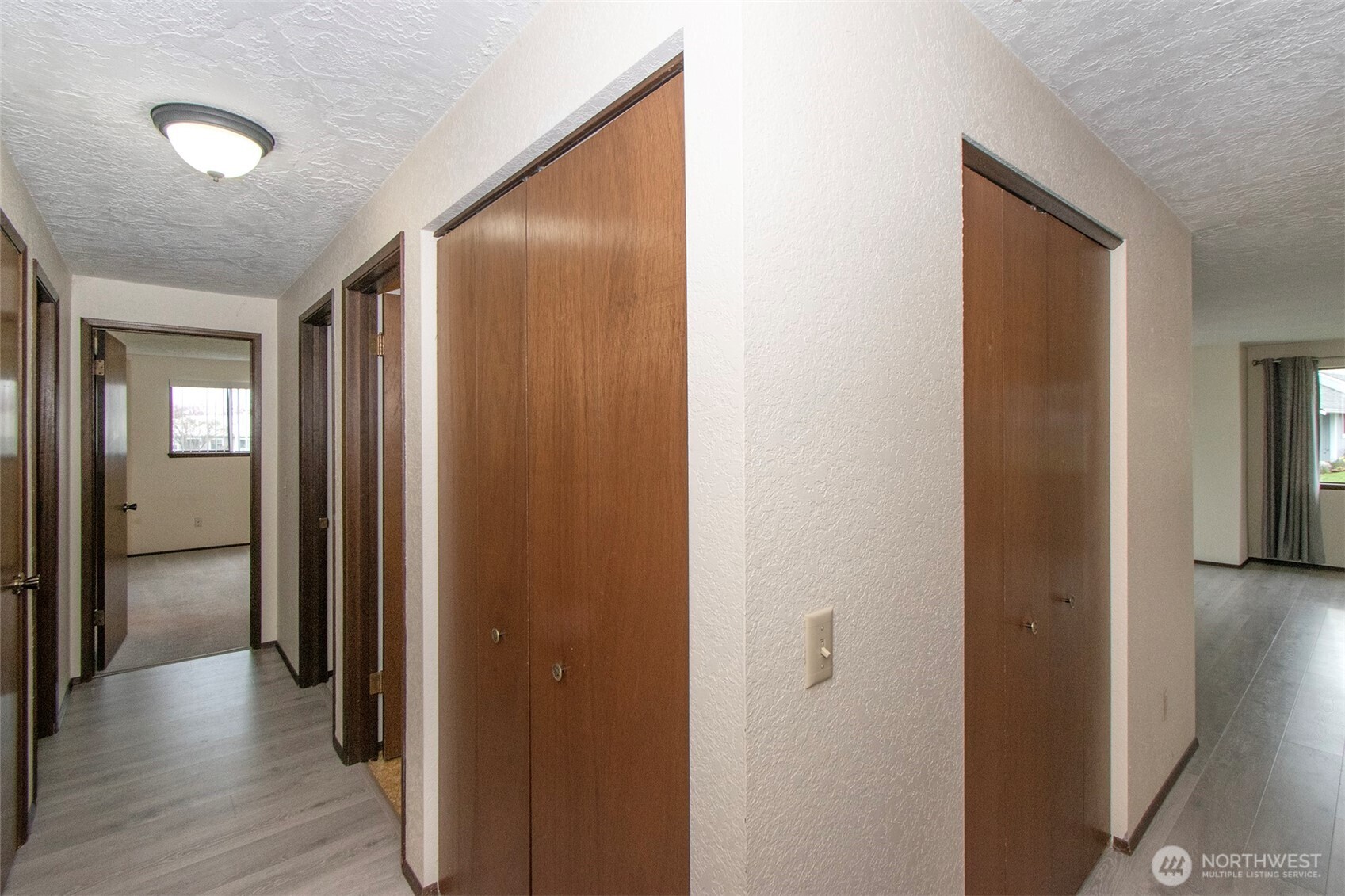 830 N Canterbury Court , Sequim, WA 98382